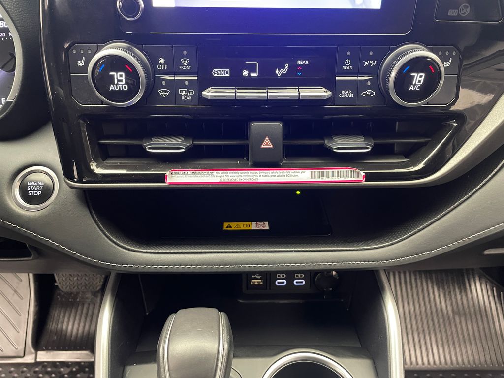 Thumbnail: 2024 Toyota Highlander - 27