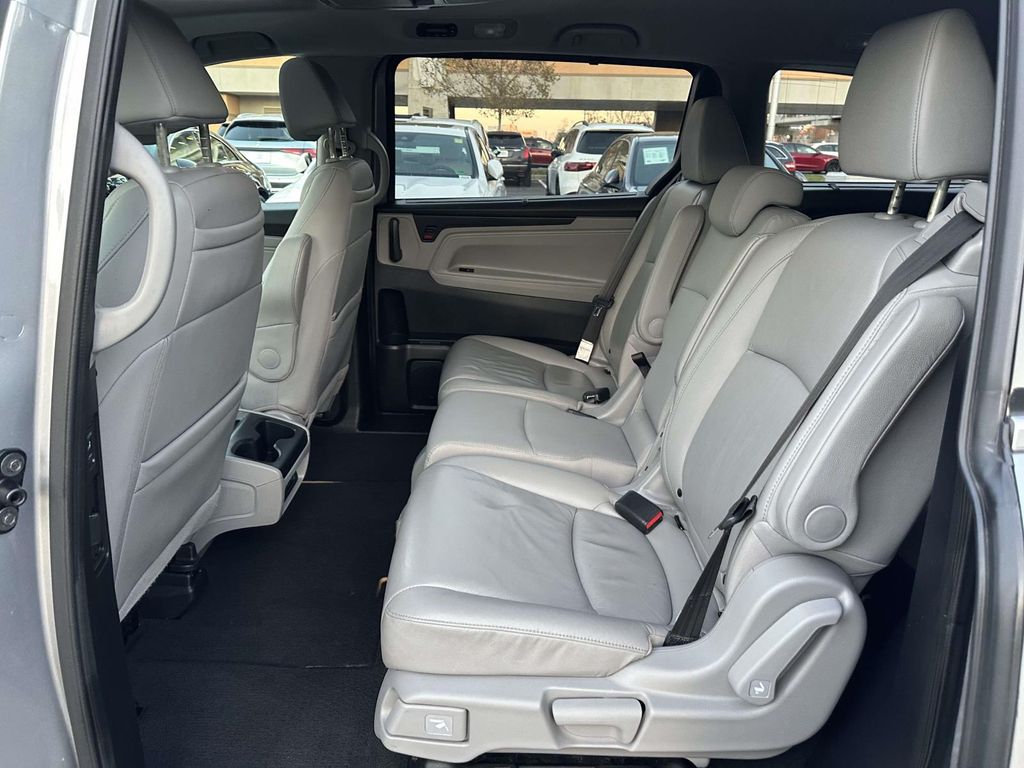 Thumbnail: 2020 Honda Odyssey - 30