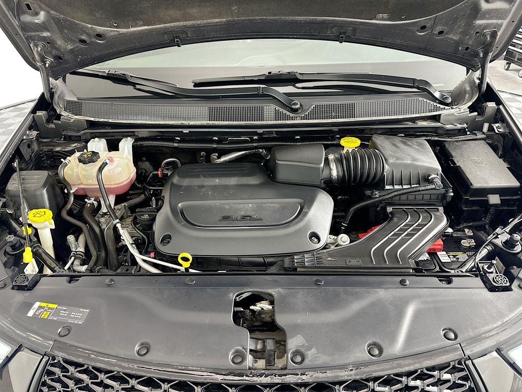 2021 Chrysler Pacifica Touring L 30