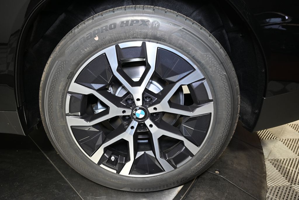 Thumbnail: 2026 BMW X3 - 12