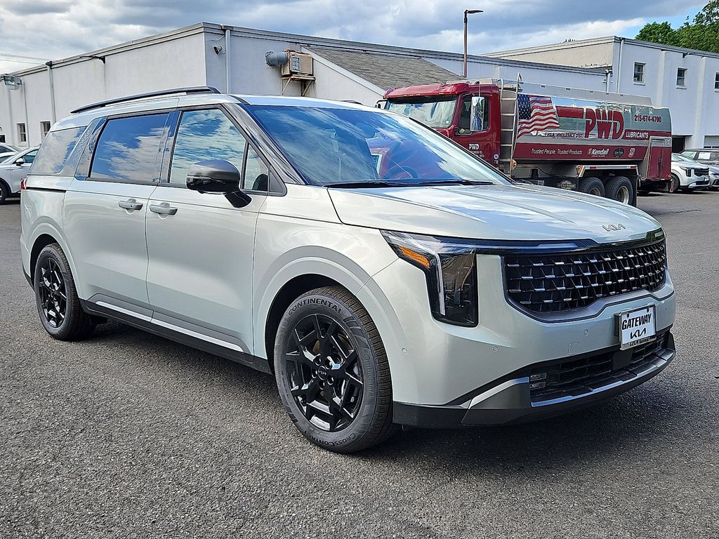 2026 Kia Sedona SX's photo