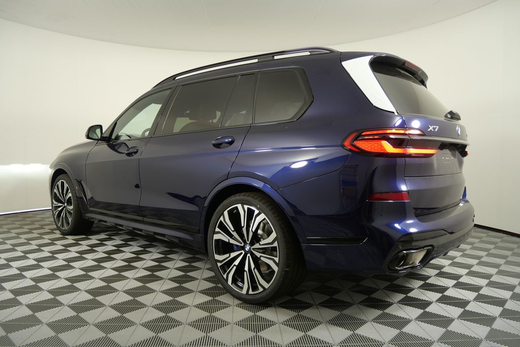 2026 BMW X7 xDrive40i 5
