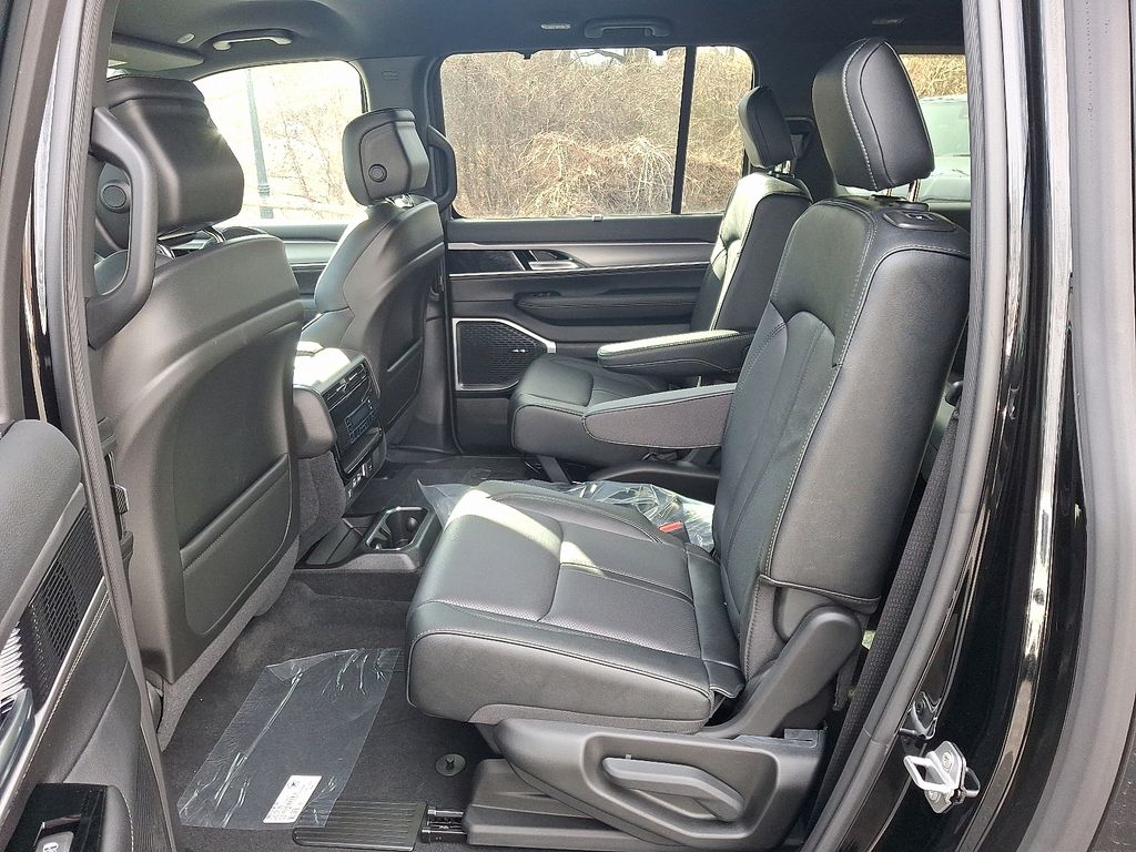New 2026 Jeep Grand Wagoneer L SUV