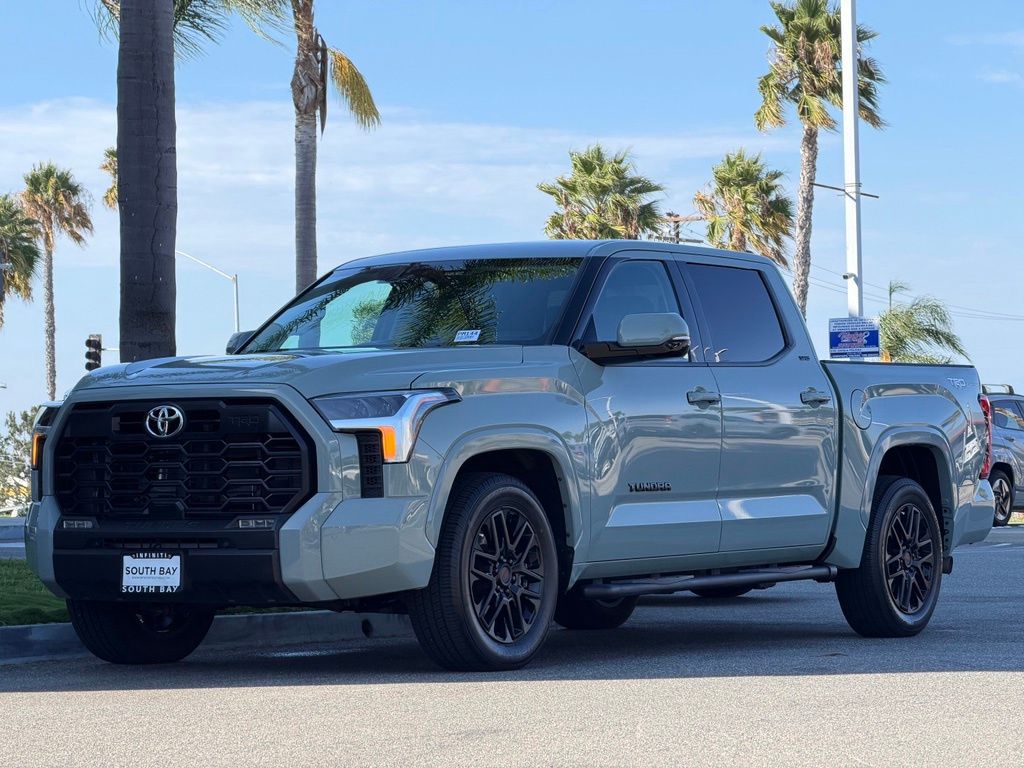 2022 Toyota Tundra Verde (Light Green) Camioneta 4X2 Automática