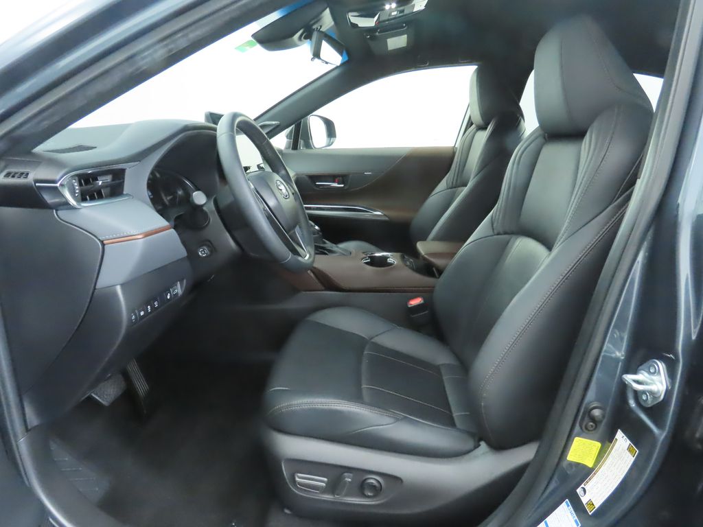 2021 Toyota Venza Limited 20