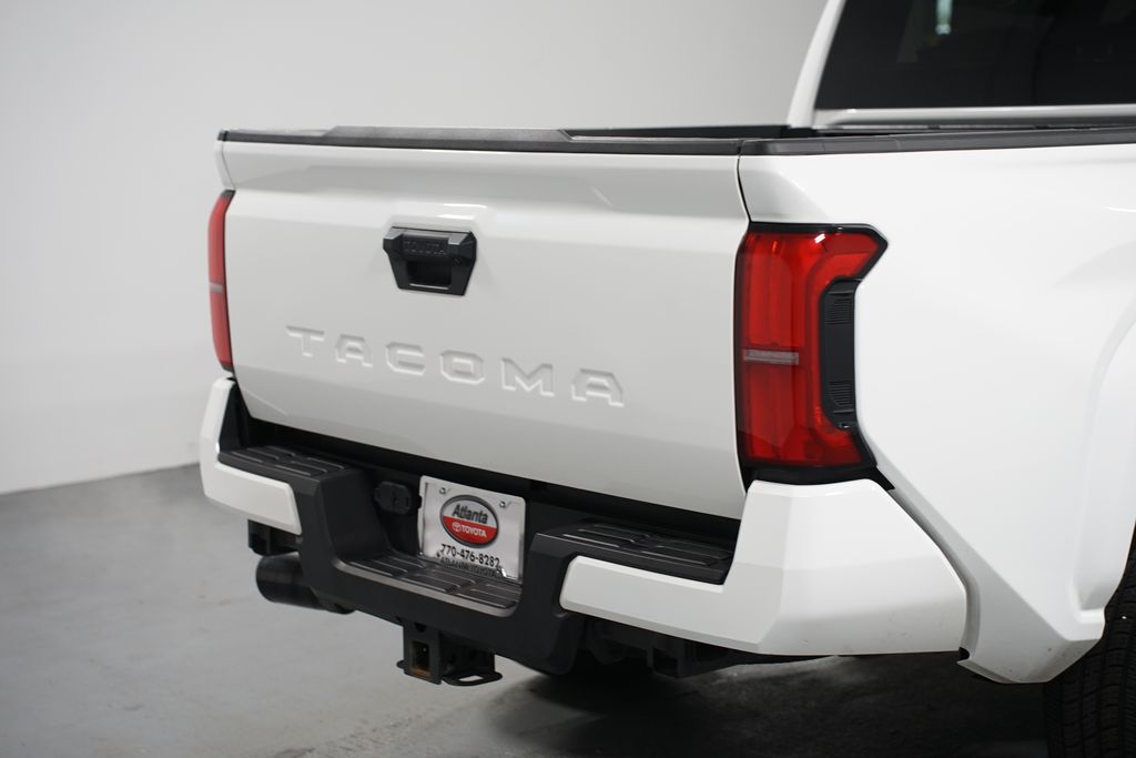 Thumbnail: 2024 Toyota Tacoma - 9