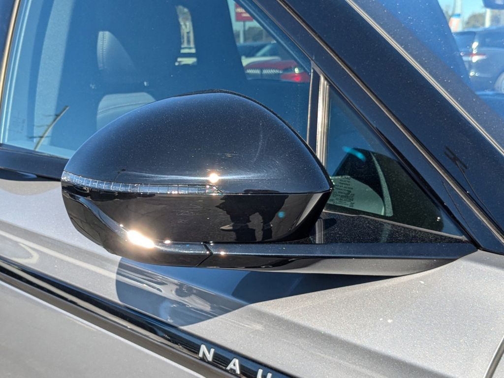 2025 Lincoln Nautilus Hybrid Premiere