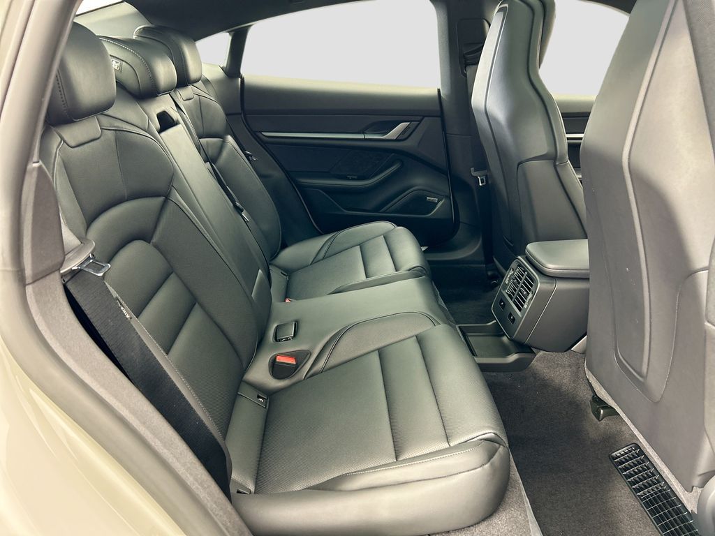 Thumbnail: 2026 Porsche Taycan - 23