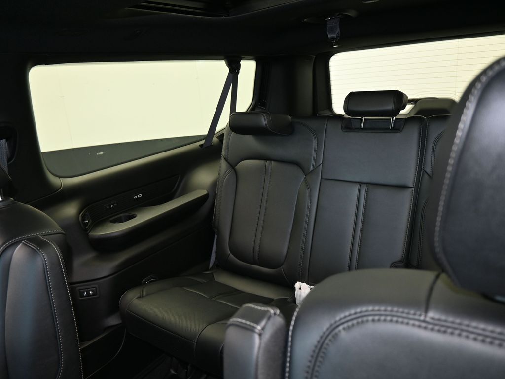 New 2026 High Gloss Black Jeep Limited Reserve image 34