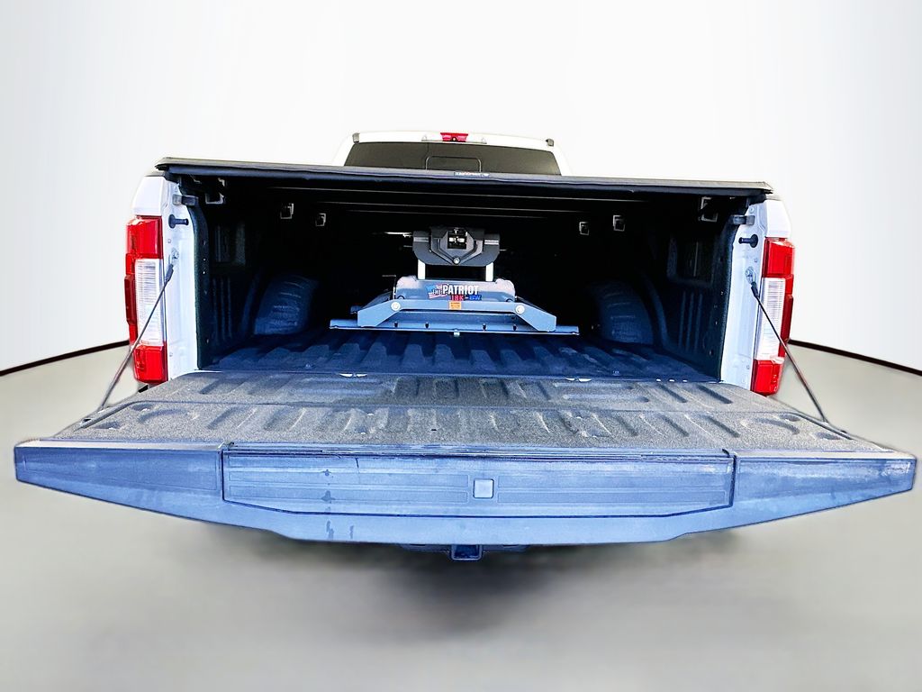 Thumbnail: 2019 Ford Econoline - 26