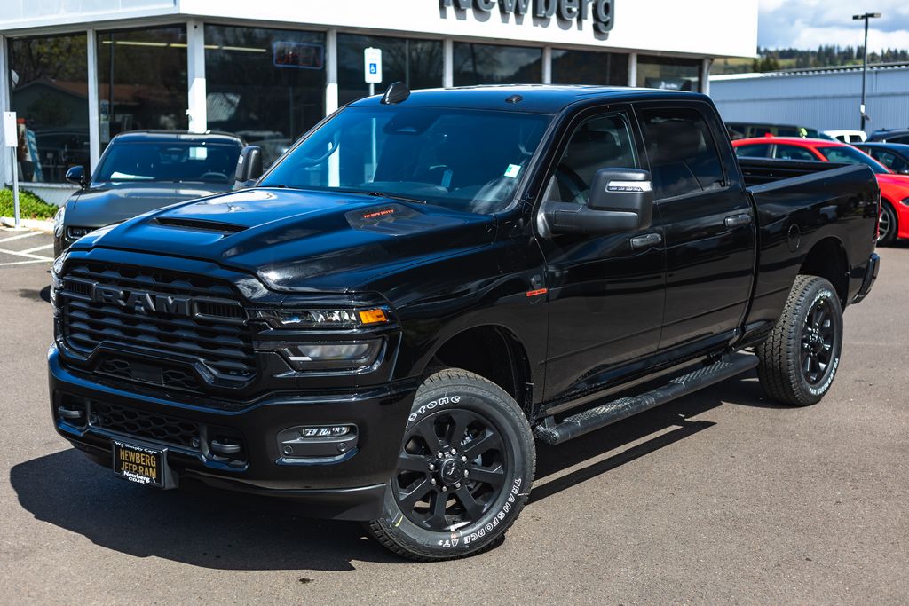 2026 Ram 2500 Black Express Tradesman thumbnail 2