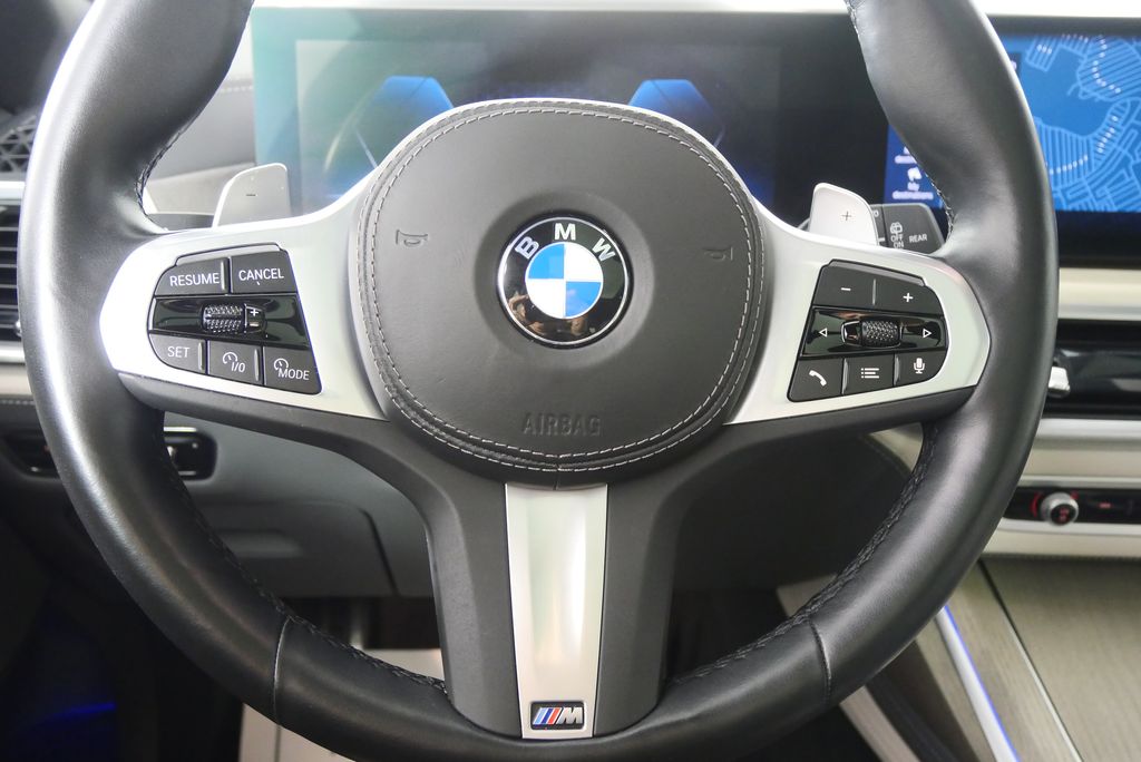 Thumbnail: 2023 BMW X7 - 23