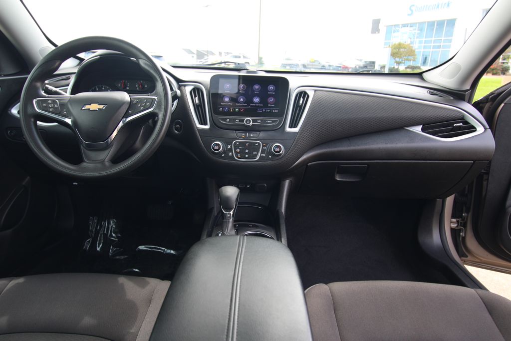 Used 2024 Chevrolet Malibu Sedan