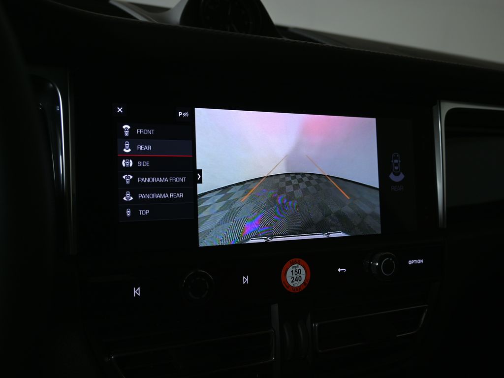 Thumbnail: 2026 Porsche Macan - 26