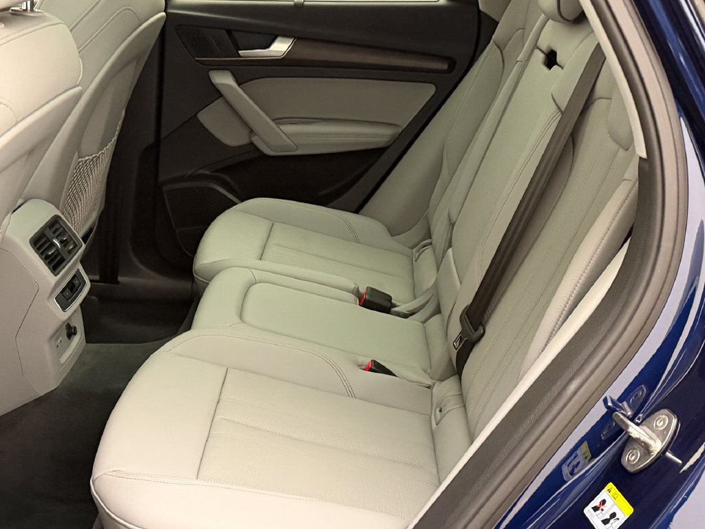 Thumbnail: 2023 Audi Q5 - 16