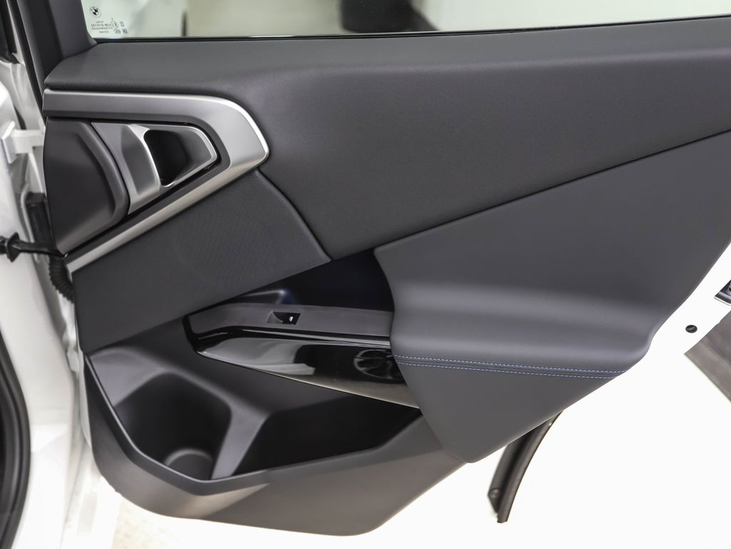 Thumbnail: 2026 BMW X3 - 23