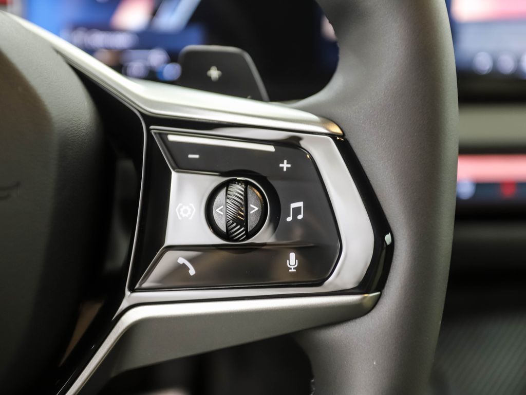 Thumbnail: 2026 BMW X3 - 13