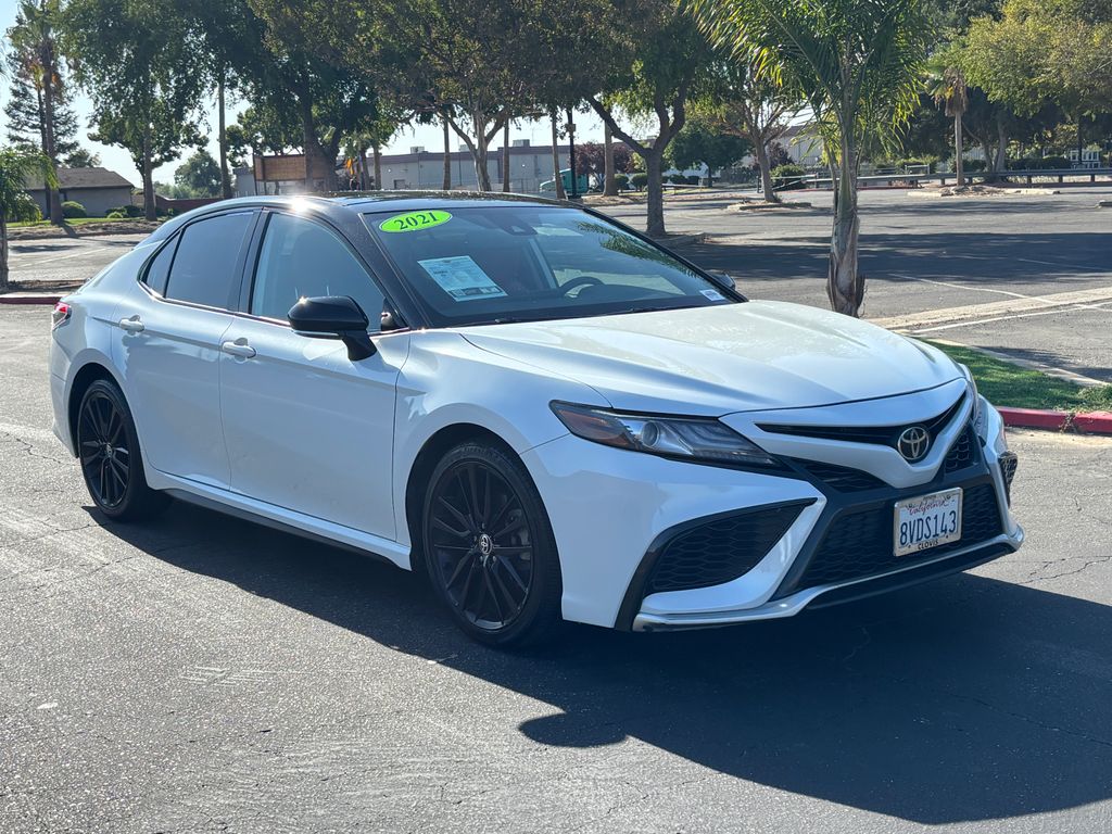 Thumbnail: 2021 Toyota Camry - 3