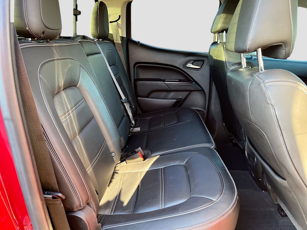 Used 2019 Red GMC Denali image 26