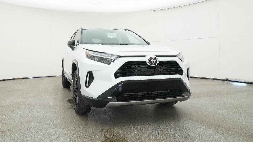 Thumbnail: 2025 Toyota RAV4 - 29
