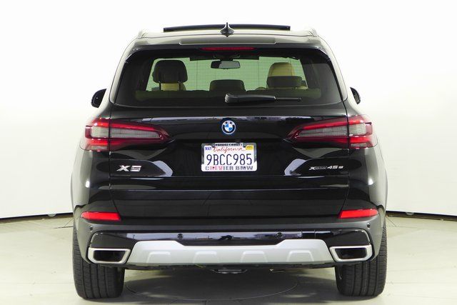 2022 BMW X5 xDrive45e 8