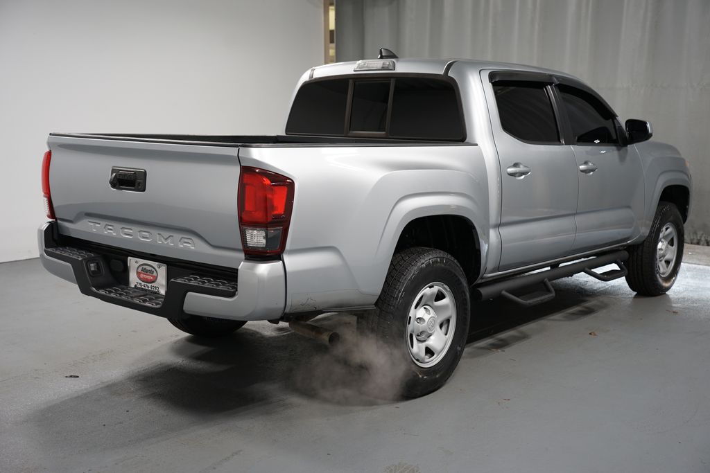 Thumbnail: 2022 Toyota Tacoma - 8