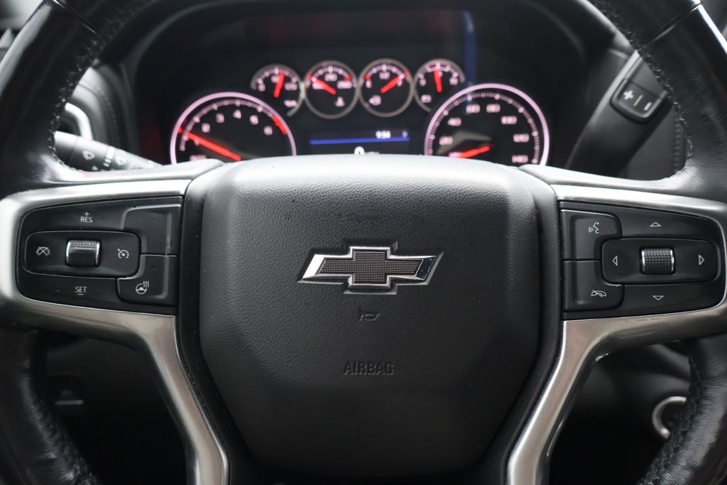 Thumbnail: 2020 Chevrolet Silverado 1500 - 20