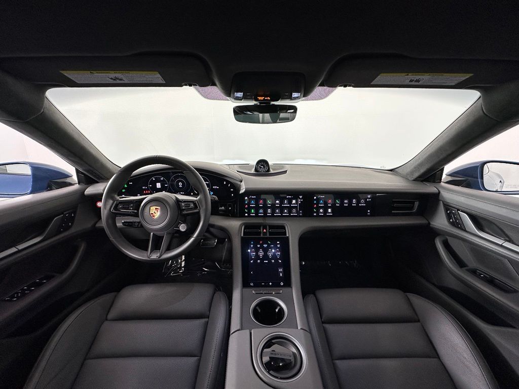 Thumbnail: 2022 Porsche Taycan - 6