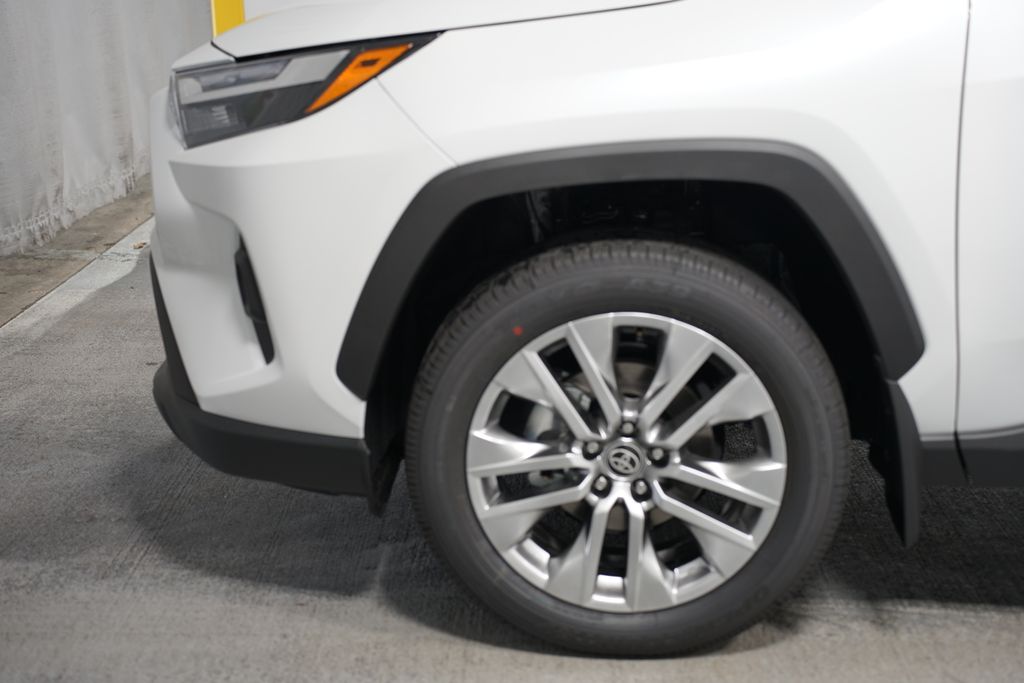 Thumbnail: 2025 Toyota RAV4 - 5