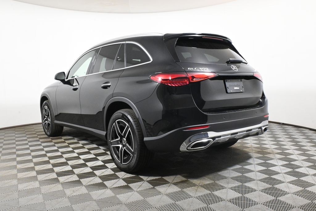 Thumbnail: 2026 Mercedes-Benz GLC - 5