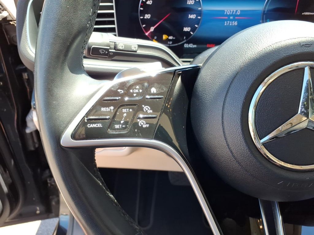 Certified Used 2024 Obsidian Black Metallic Mercedes-Benz GLE 450e image 23