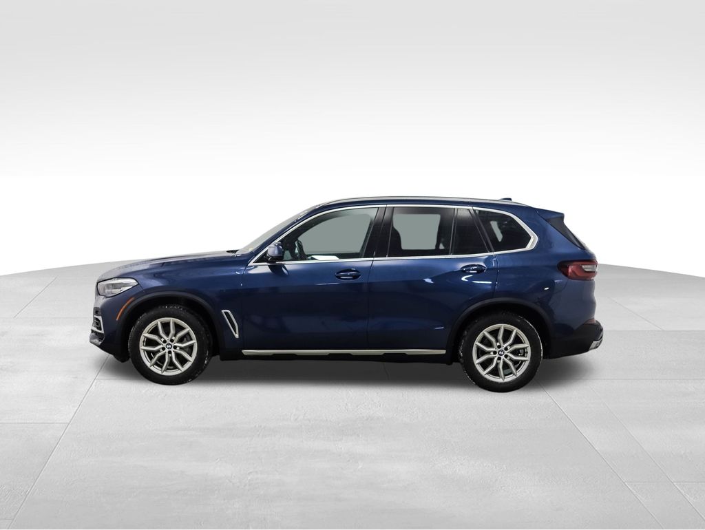 Thumbnail: 2022 BMW X5 - 2