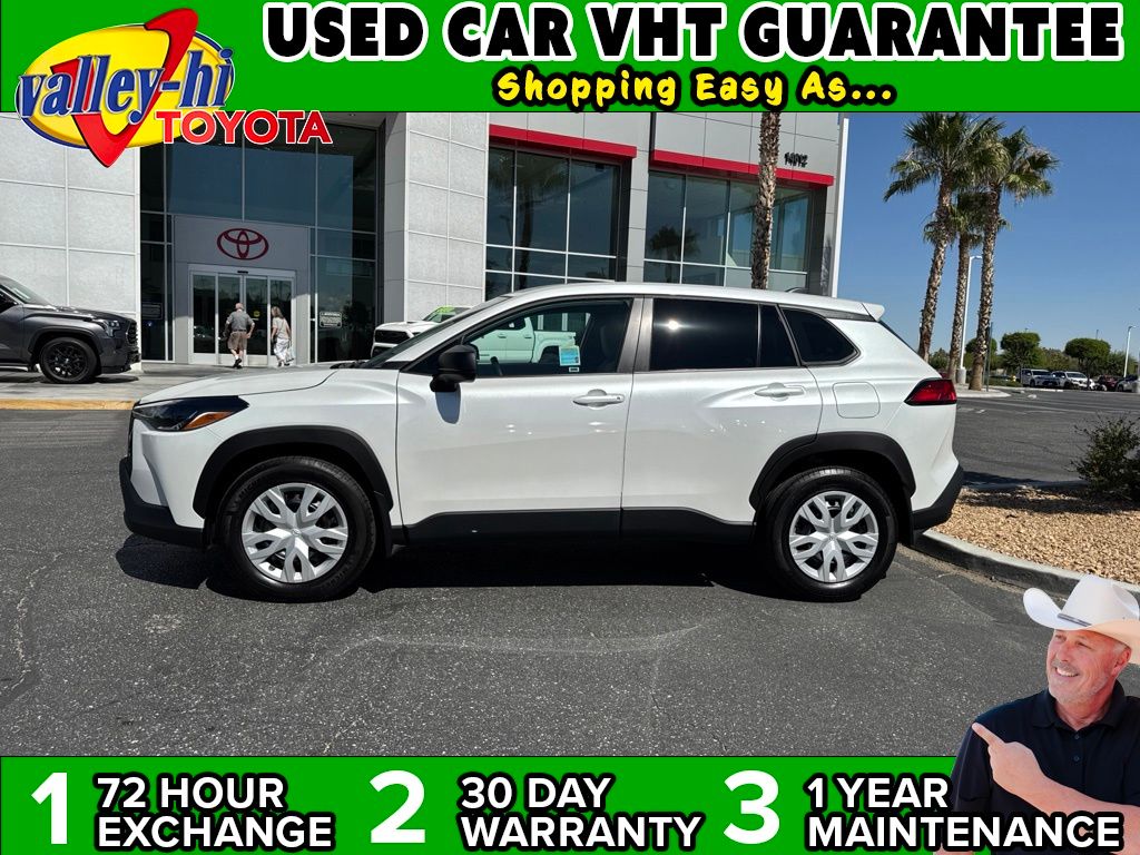 White (Wind Chill Pearl) 2024 Toyota Corolla Cross L FWD SUV / Crossover Front-Wheel Drive Continuously Variable Transmission