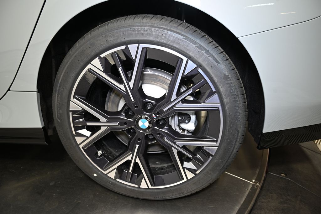 Thumbnail: 2026 BMW 2 Series - 12