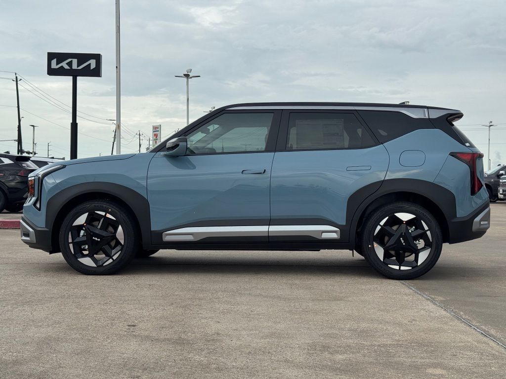 2027 Kia Seltos S Blue at Shottenkirk Kia Fort Bend