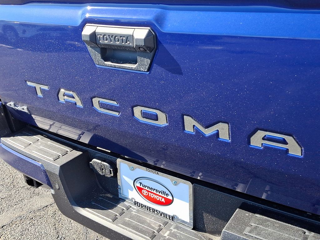 2025 Toyota Tacoma SR5 5