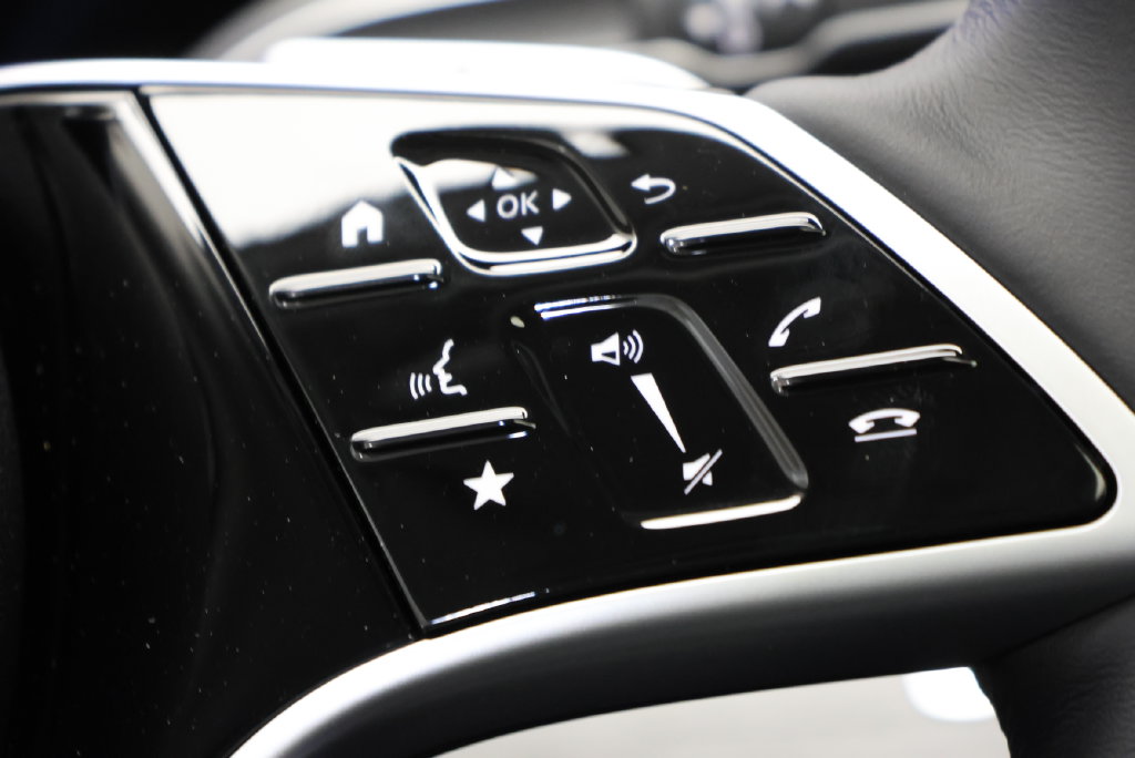 Thumbnail: 2026 Mercedes-Benz GLE - 22
