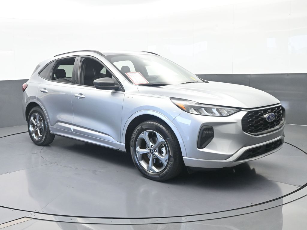 Used 2024 Silver Metallic Ford ST-Line image 7