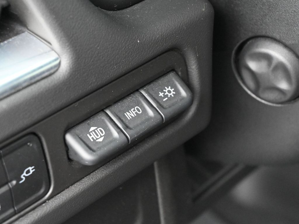 Used 2022 Onyx Black GMC AT4 image 16