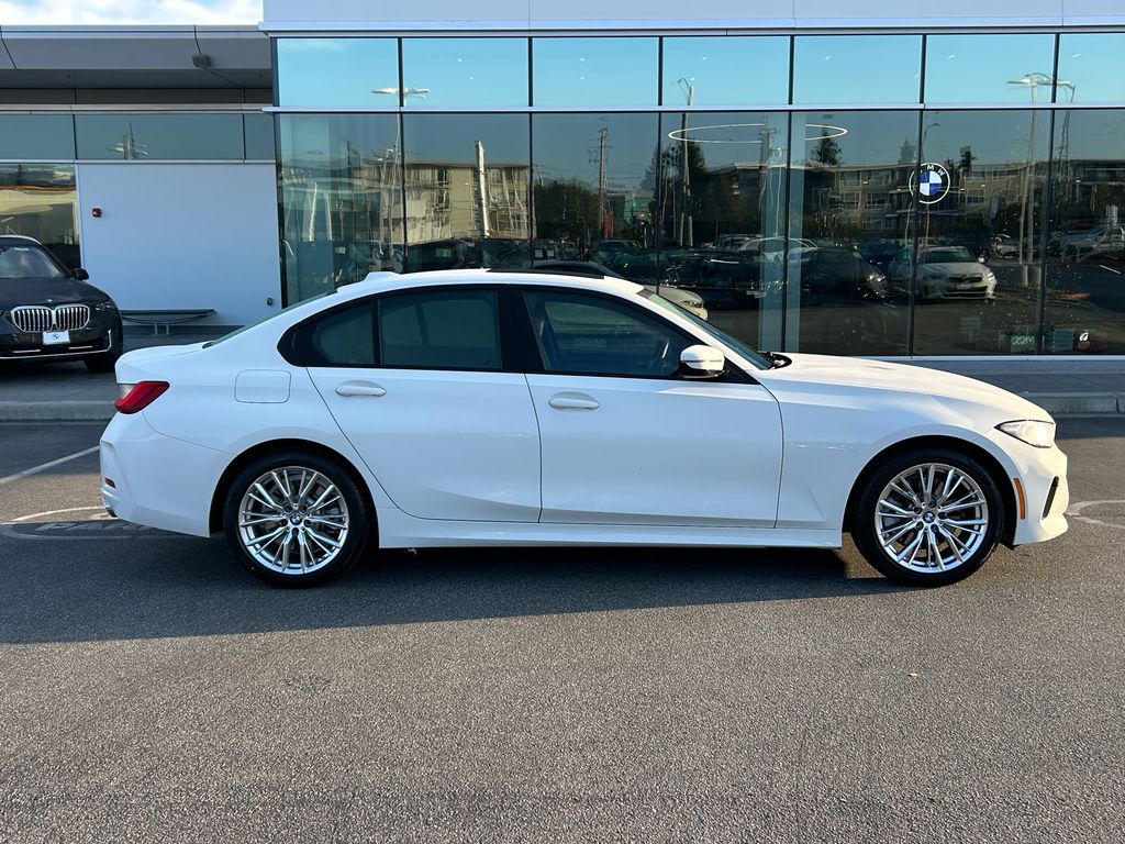 Thumbnail: 2023 BMW 3 Series - 6