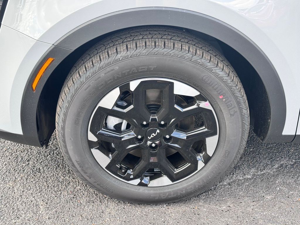 2026 Kia Sorento S - 8