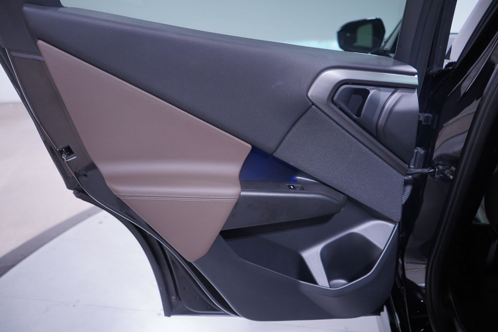 Thumbnail: 2025 BMW X3 - 14