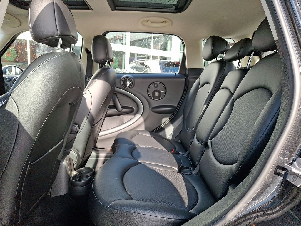 Thumbnail: 2016 MINI Cooper Countryman - 10