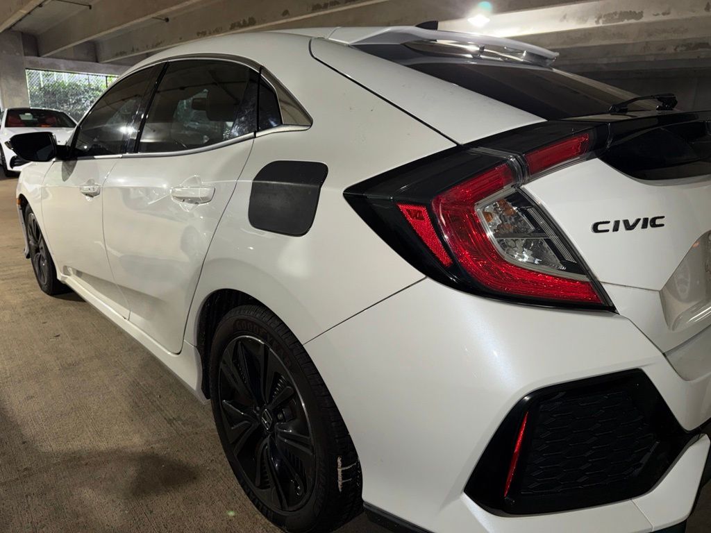 Thumbnail: 2017 Honda Civic - 4
