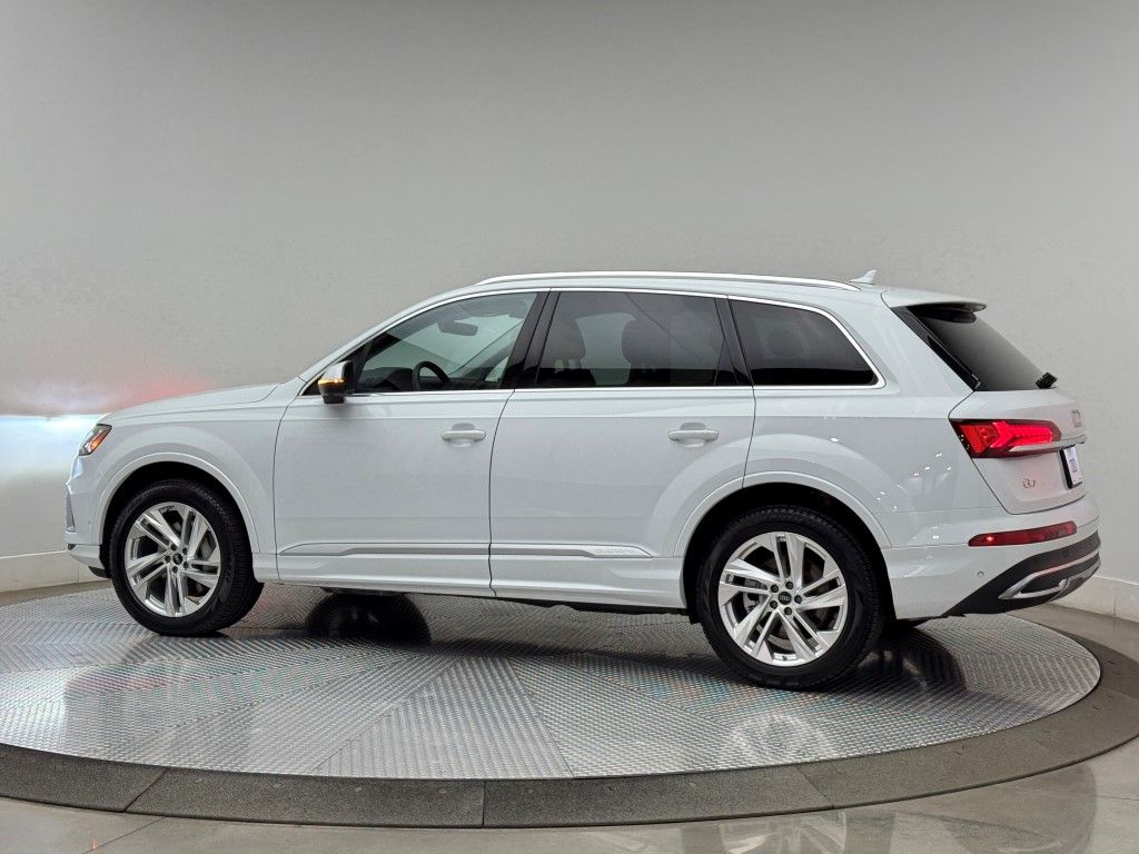 2024 Audi Q7 Premium Plus 7