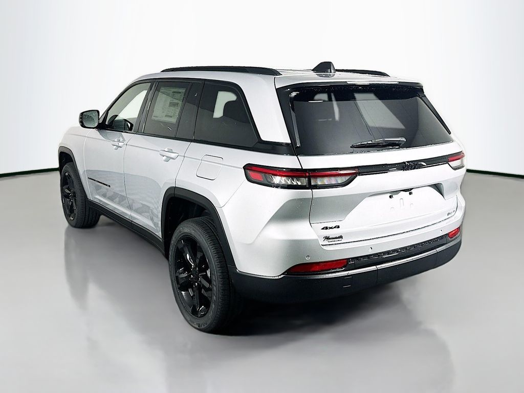 New 2025 Silver Jeep Altitude X image 5
