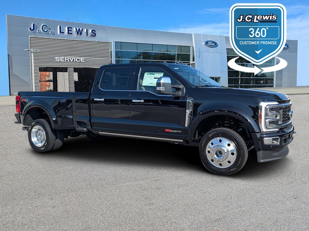 2025 Ford F-450 Super Duty Platinum