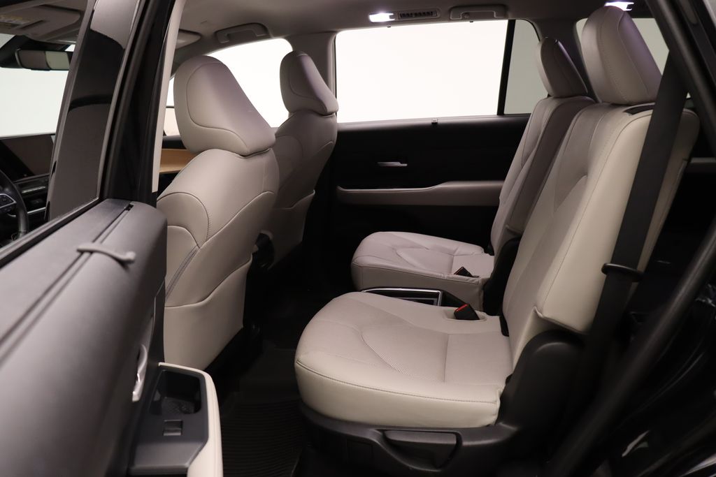 2024 Toyota Grand Highlander Limited 19