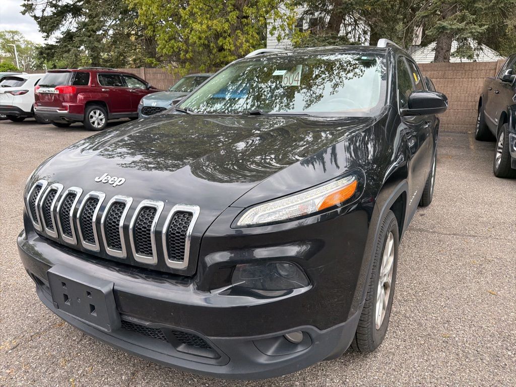 2016 Jeep Cherokee Latitude's photo