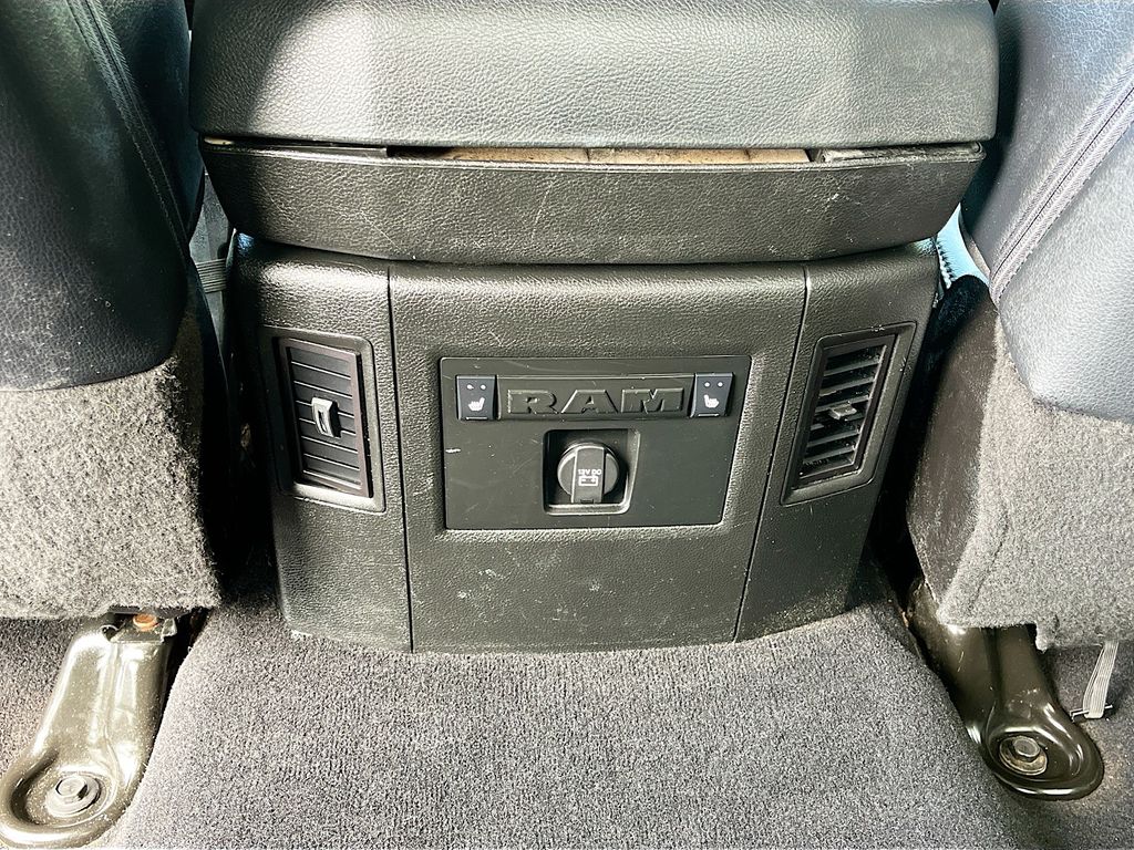 Used 2018 White Ram Laramie image 27